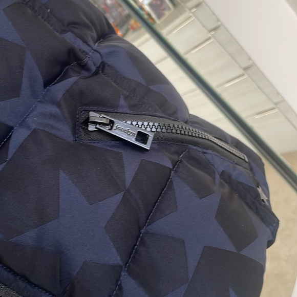 NWT JOCELYN PUFFER STAR VEST - Picture 7 of 8